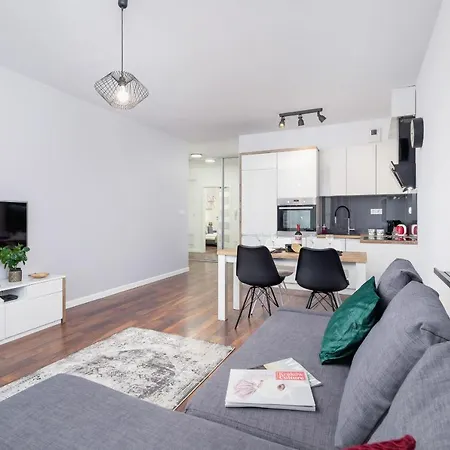 Zablocie Pet-Friendly Slusarska Apartment By Noclegi Renters Cracovia Esterno foto