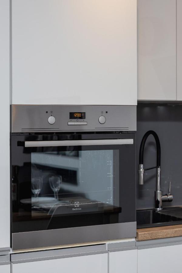 Zablocie Pet-friendly Slusarska By Renters Apartment *