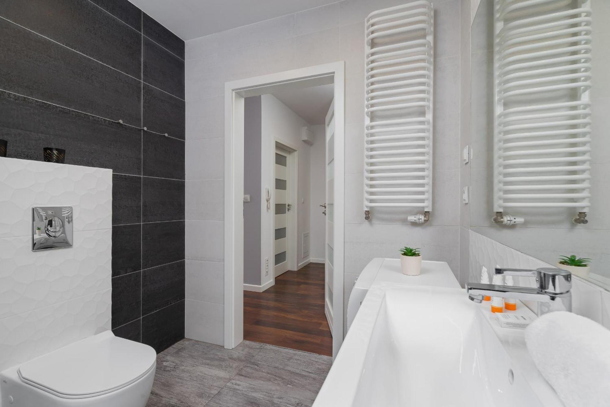 Zablocie Pet-friendly Slusarska By Renters Apartamento Cracovia