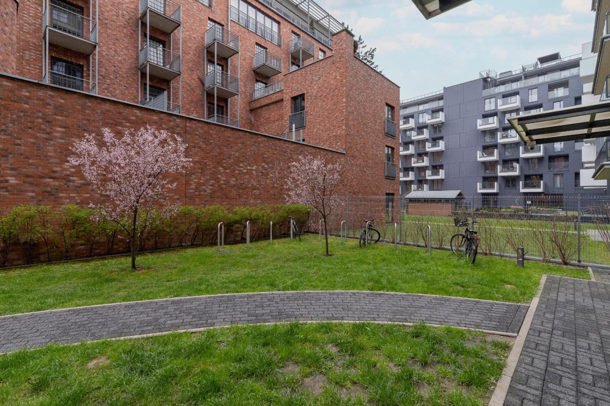 Zablocie Pet-friendly Slusarska By Renters Apartamento